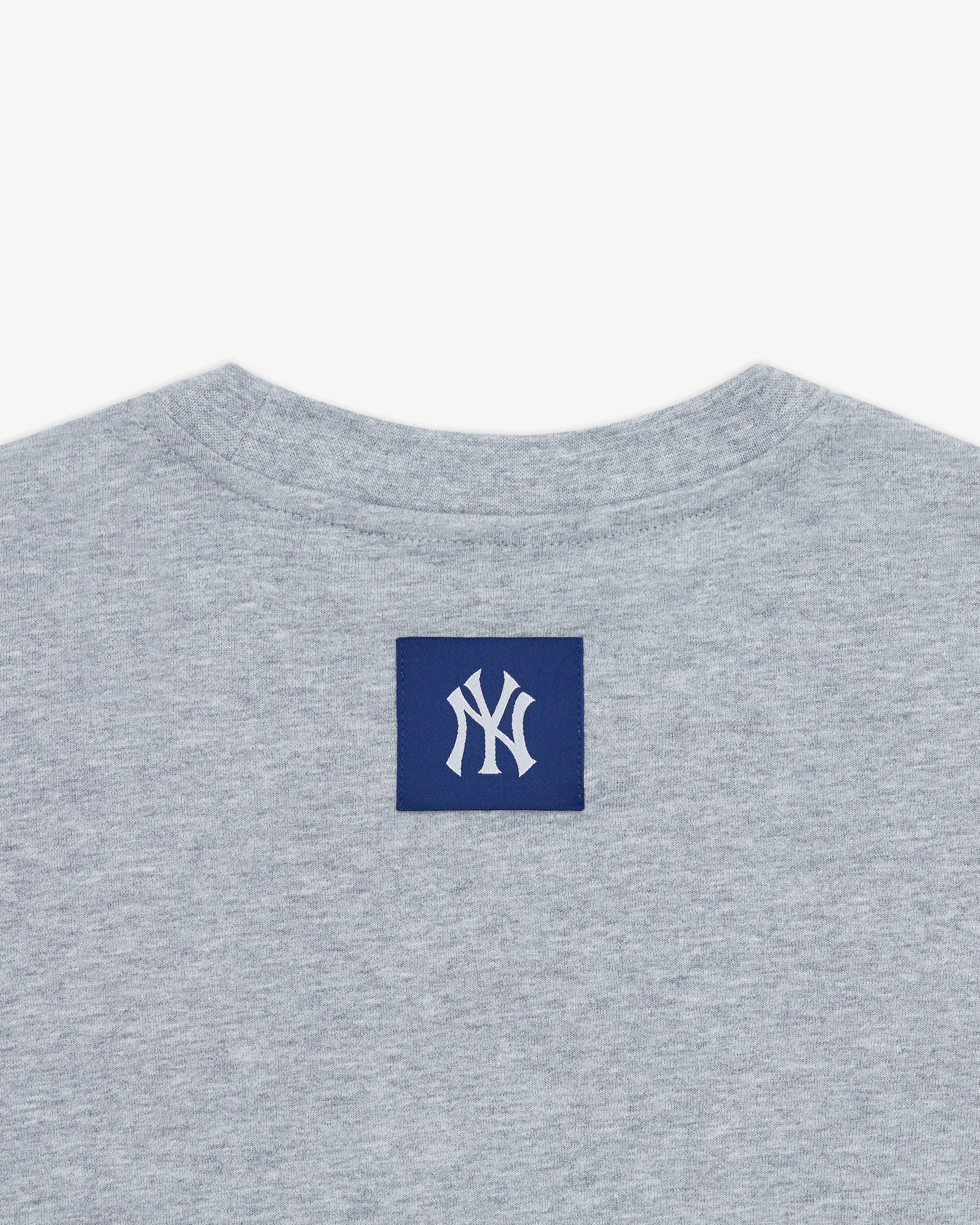 Yankees Signature T-Shirt - Image 7